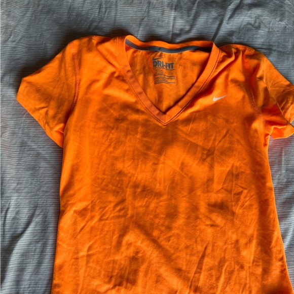 Nike Dri-FIT Orange Short Sleeve Tee - Picture 2 of 4
